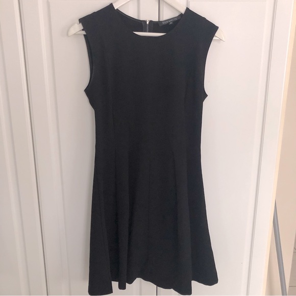 Dynamite Small Fit and Flare Crewneck Sleeveless Classic Black Dress Office Suit - Picture 1 of 13